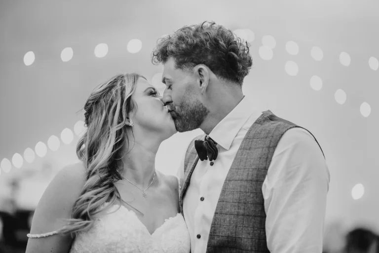 Leicestsershire Farm Wedding Photographer